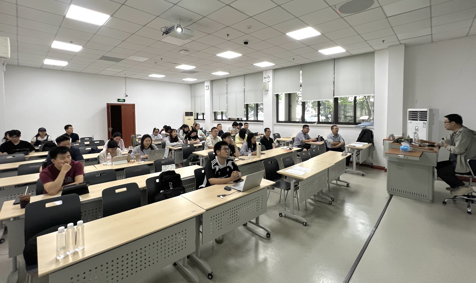 截屏2026-06-15 15.11.36.png 截屏2026-06-15 15.11.36.png